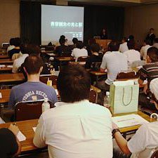 2008/9/21 「美容鍼灸セミナー in 大阪」にて講義・実技講演を行いました。