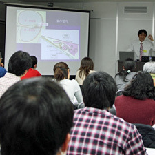 2012/3/10 アカデミーにて難聴治療の講義をしました。