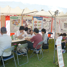 2013/5/26 豊川おいでん祭にてお灸体験＆健康相談をおこないました