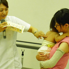 2013/7/10 豊川市にて自宅でできる小児はり鍼灸講座をおこないました