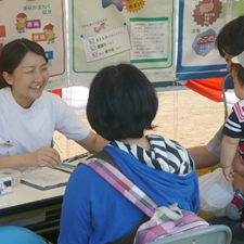 2014/5/24-25おいでん祭でお灸体験ボランティアをおこないました